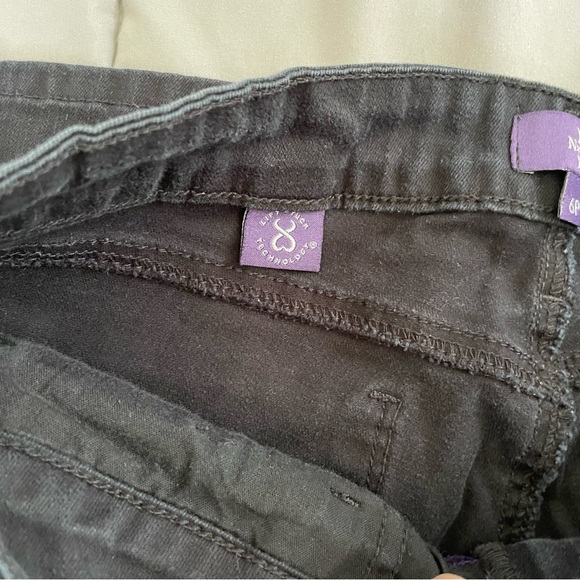 NYDJ High-Waist Black Skinny Ankle Lift-Tuck Jeans - Picture 9 of 16